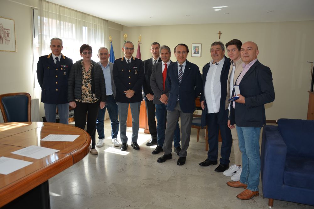 Consegnate le medaglie di commiato al personale in quiescenza medaglie,commiato