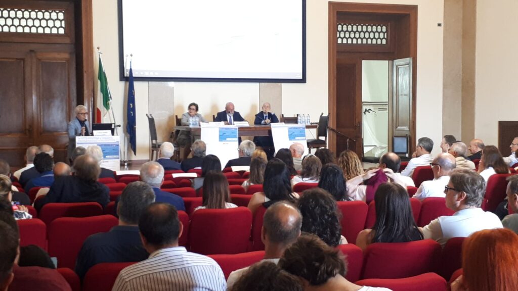 Taranto, 12 giugno 2024 – Mitilicoltura a Taranto: oggi il convegno su problematiche e prospettive di un settore fondamentale per l’economia e il tessuto sociale della città ionica. taranto
