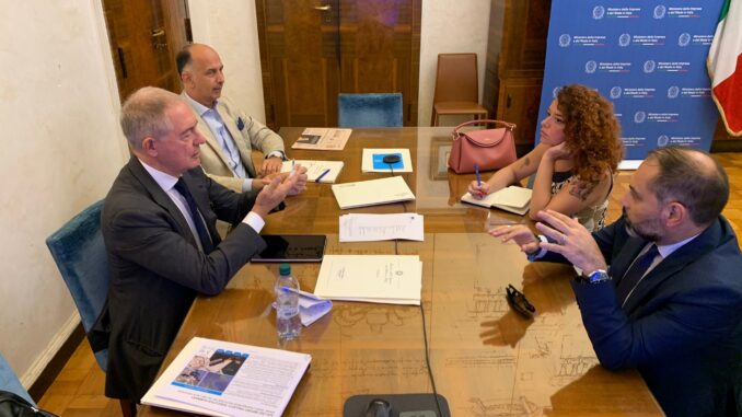 INCONTRO-A-ROMA-CON-IL-MINISTRO-URSO