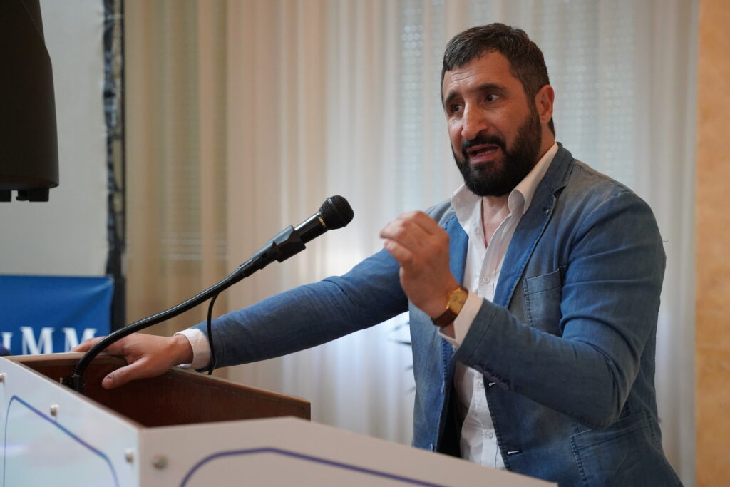 TARANTO: LA FANTASILANDIA CHE NON C'È taranto