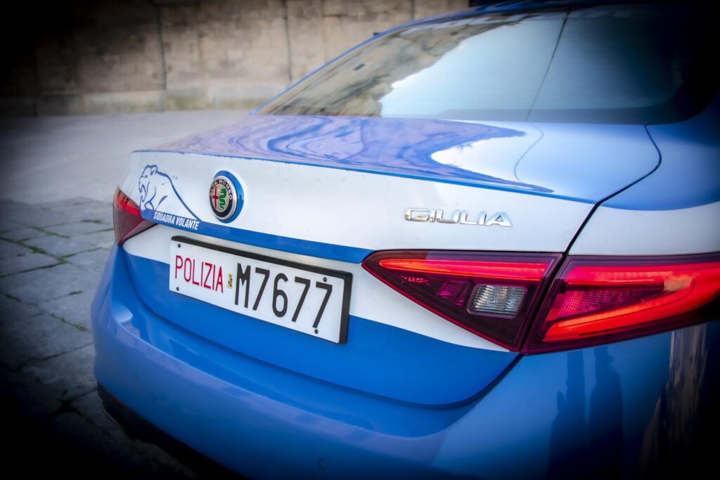 Truffa aggravata e falso: un 54enne materano arrestato dalla Polizia di Stato di Matera. polizia di stato
