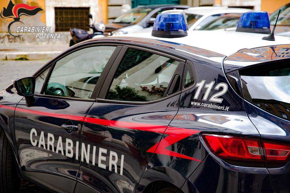 LAVELLO (PZ): I CARABINIERI METTONO LA PAROLA FINE AD UNA BRUTTA STORIA DI VIOLENZA IN FAMIGLIA. IN ARRESTO UN 75ENNE. storia,carabinieri,fine