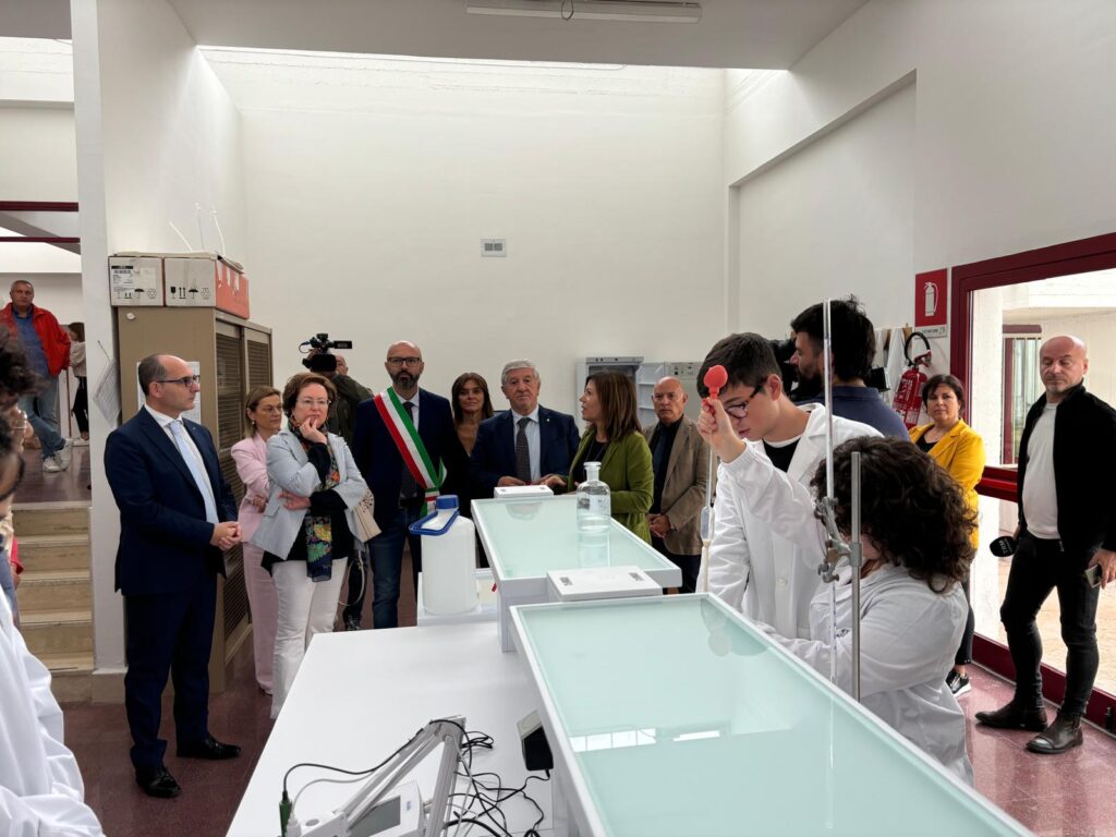 Cupparo indica le priorità della scuola in Basilicata