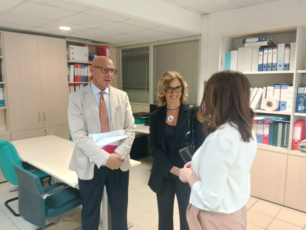 Assessore Mongiello in visita alla sede Arpab di Potenza Arpab