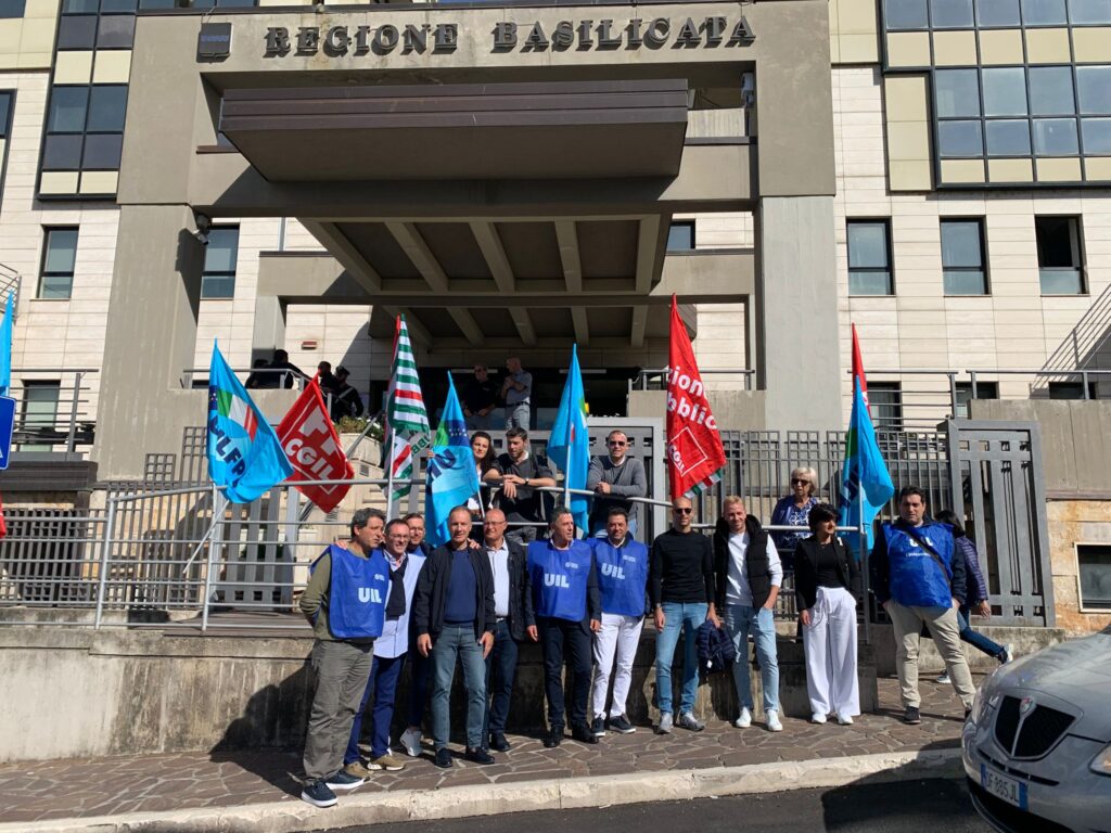 Sanità privata: Sit-in Fp Cgil, Cisl Fp e Uil Fpl davanti la Regione sanita,regione