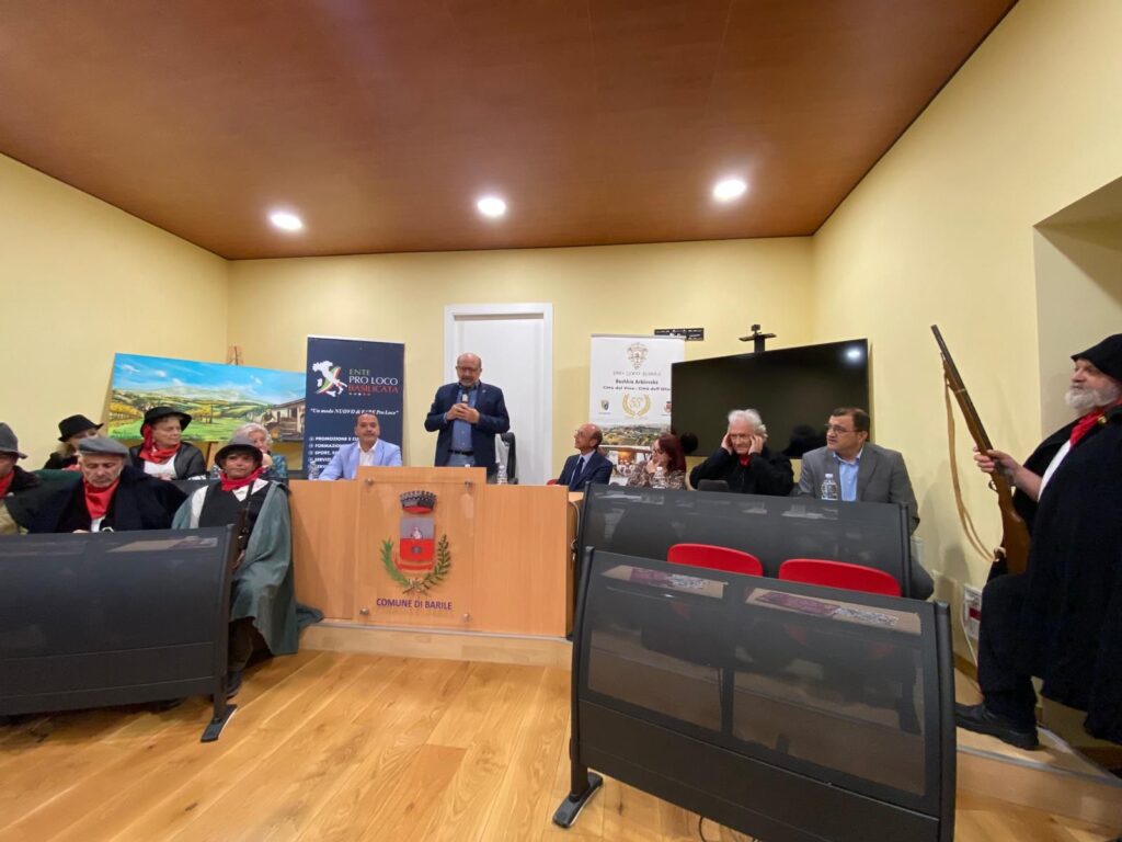 La Sagra d'Eccellenza Tumact Me Tulez e Festival dell'Aglianico del Vulture di Barile si conferma un grande evento enogastronomico lucano sagra,barile