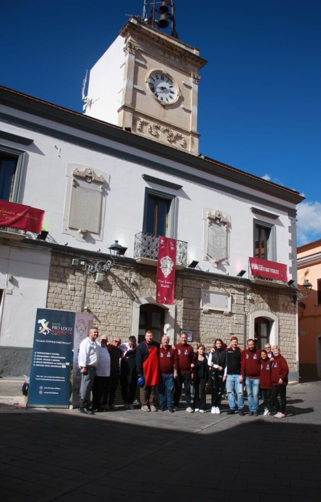 La Sagra d'Eccellenza Tumact Me Tulez e Festival dell'Aglianico del Vulture di Barile si conferma un grande evento enogastronomico lucano sagra,barile