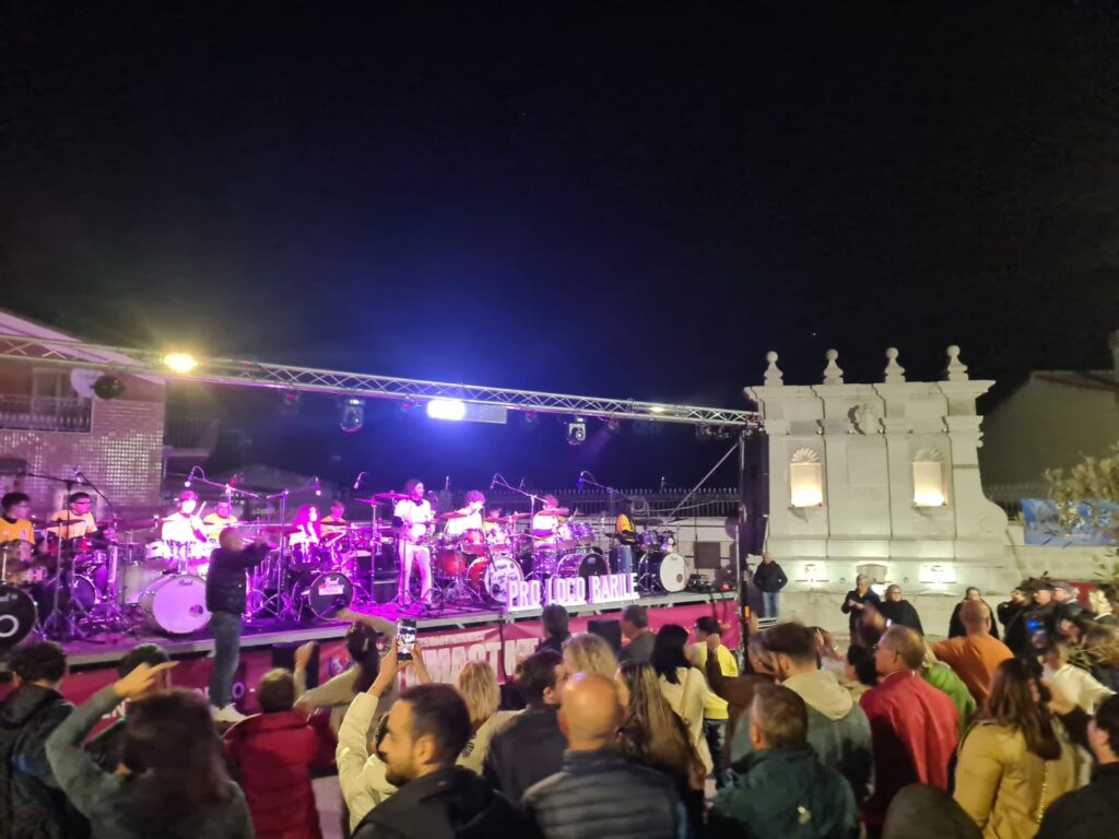 La Sagra d'Eccellenza Tumact Me Tulez e Festival dell'Aglianico del Vulture di Barile si conferma un grande evento enogastronomico lucano sagra,barile