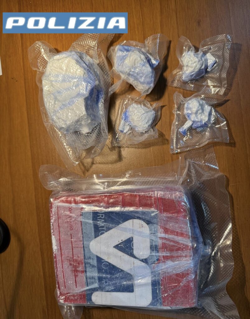 Pisticci. Sequestro di 700 grammi di cocaina: Polizia di Stato di Matera arresta in flagranza di reato un uomo
