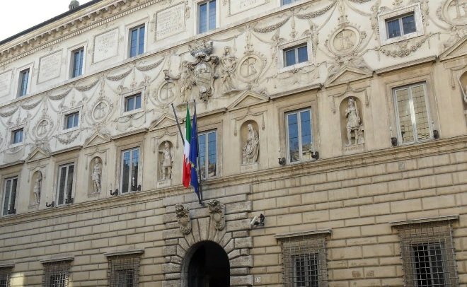 DUE SENTENZE DEL CONSIGLIO DI STATO DANNO RAGIONE AL COMUNE DI VIETRI DI POTENZA