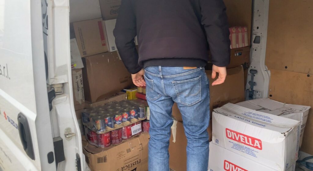 Matera. Più di 2 tonnellate di cibo per i Pasti Biancazzurri per Natale Matera