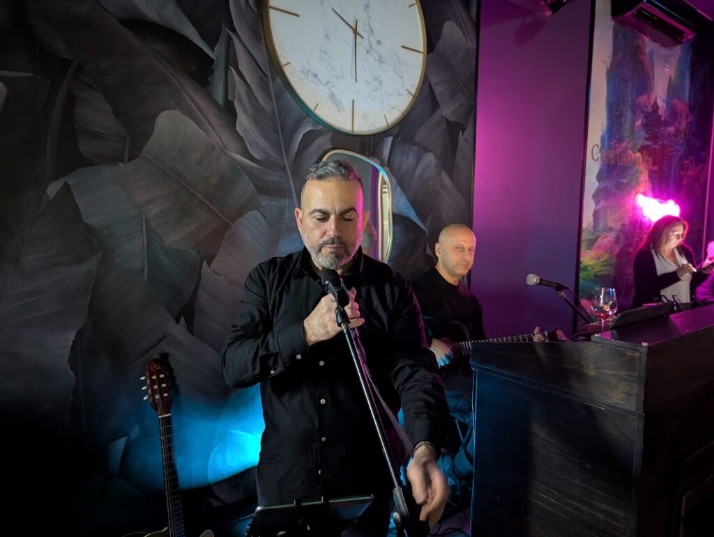 Un Tributo Memorabile a Pino Daniele con il Duo MetAnima Pino Daniele