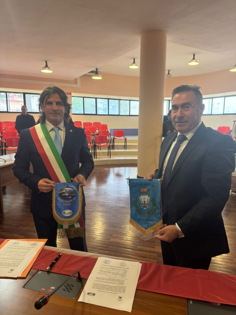 Perfezionato il gemellaggio tra il Comune di Tursi e la città greca di Parga