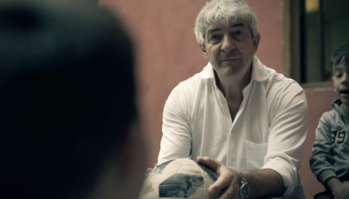 MOLITERNO (POTENZA) – 19 dicembre Cine-Teatro Pino (ore 20.30) parte la rassegna “Moliterno in corto e..Le altre visioni” con un ricordo sul grande attaccante Paolo Rossi e un monito contro le guerre.