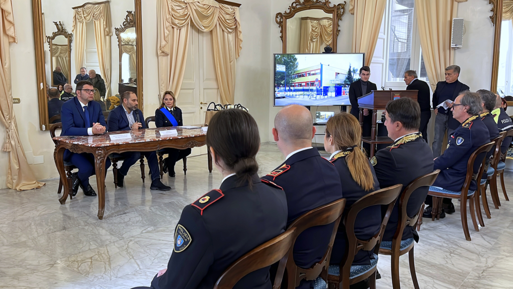 GLI AGENTI DELLA POLIZIA LOCALE, PRESIDIO DI SICUREZZA E LEGALITA'