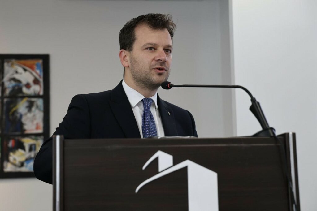 Giordano: "Cupparo rimetta in discussione il dimensionamento già approvato"