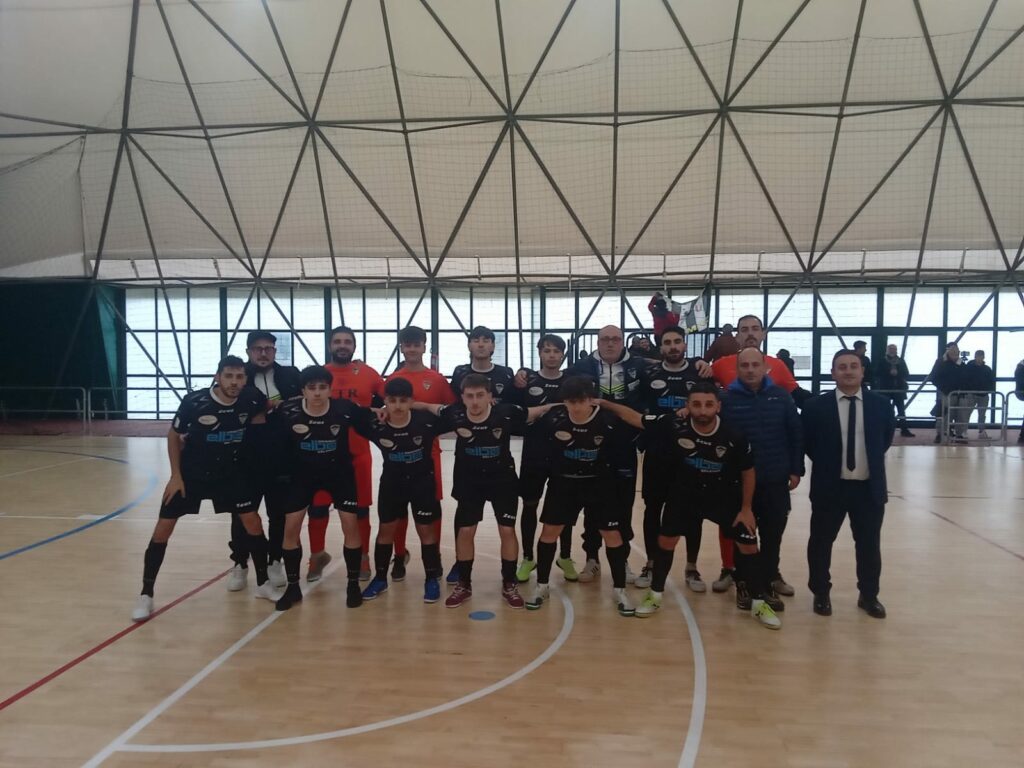 Futsal Senise: vittoria convincente nello scontro diretto per non retrocedere contro il Real Castel Fontana. senise