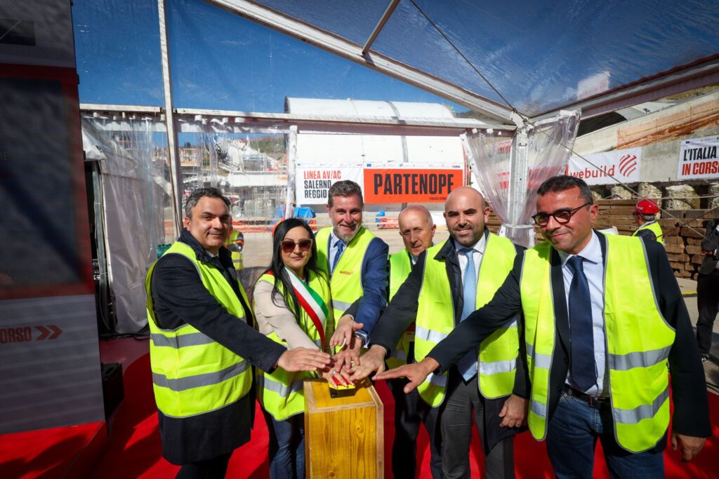 FS, CANTIERI PARLANTI NUOVA LINEA AV/AC SALERNO – REGGIO CALABRIA: AVVIATA LA PRIMA TALPA MECCANICA cantieri
