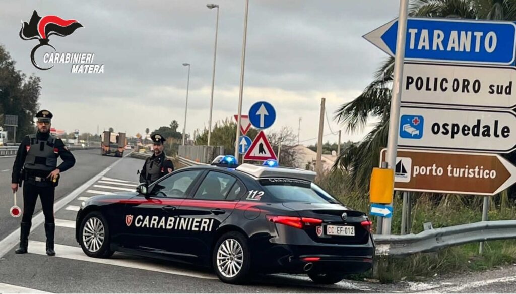 POLICORO: CONTROLLI STRAORDINARI DEI CARABINIERI PER CONTRASTARE LO SPACCIO DI SOSTANZE STUPEFACENTI. carabinieri
