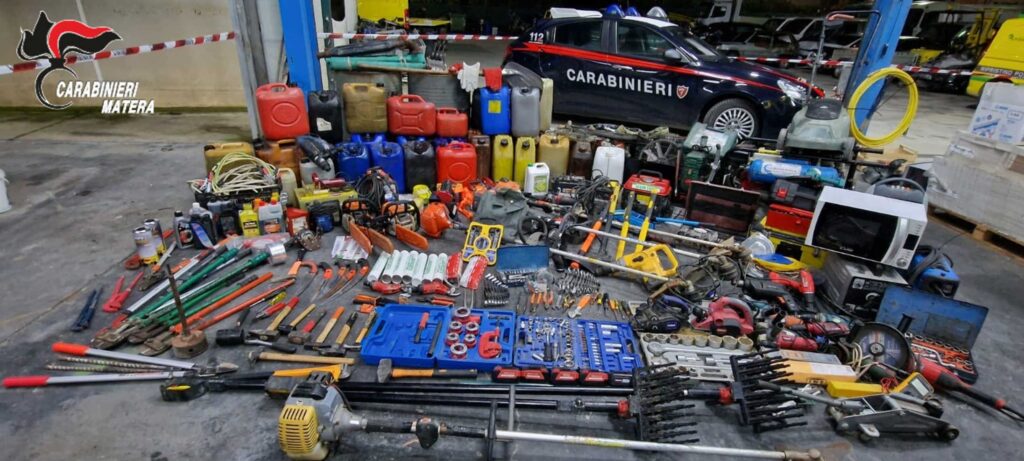 Scanzano Jonico: arrestato dai Carabinieri di Policoro il presunto autore di un furto Carabinieri
