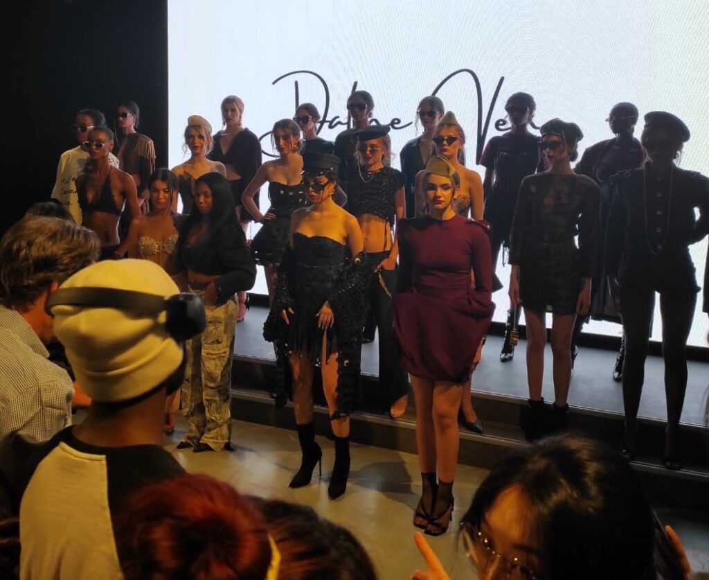 La lucana Dafne Vena alla Fashion Week di Parigi