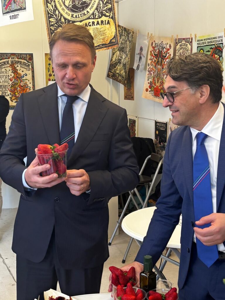La Basilicata al Villaggio “Agricoltura è” presenta la sua fragola