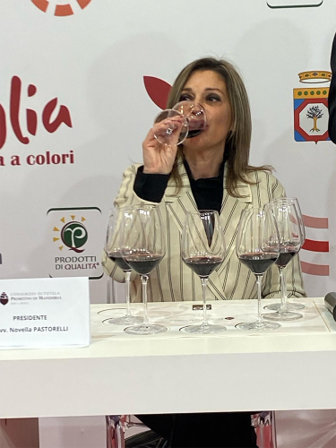 Il Consorzio di Tutela del Primitivo di Manduria si presenta al Vinitaly 2025 con un'edizione ricca di innovazioni e degustazioni
