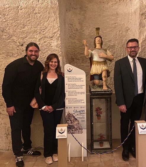 Comunità patrimoniali per la gestione del Castello e Santa Maria De Armenis.