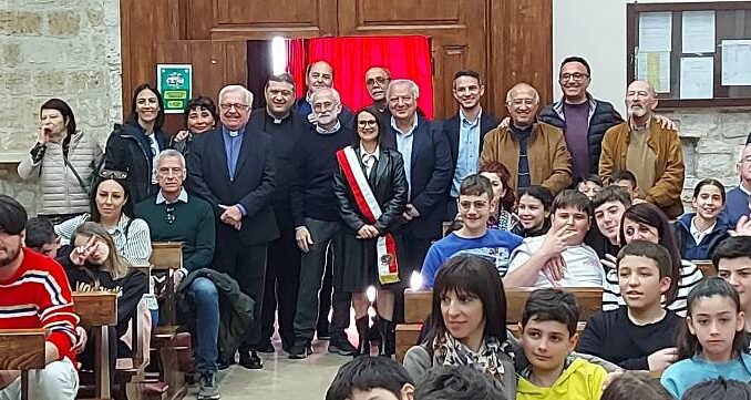 24-04-25 questa mattina una delegazione del Comune di Colletorto a Loseto per la Festa dell’Amicizia_2 (1)
