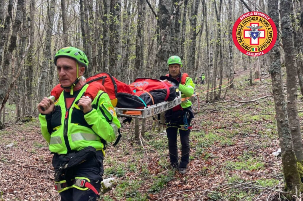 Escursionista infortunata sul Pollino assistita anche dal Soccorso Alpino e Speleologico della Basilicata Pollino
