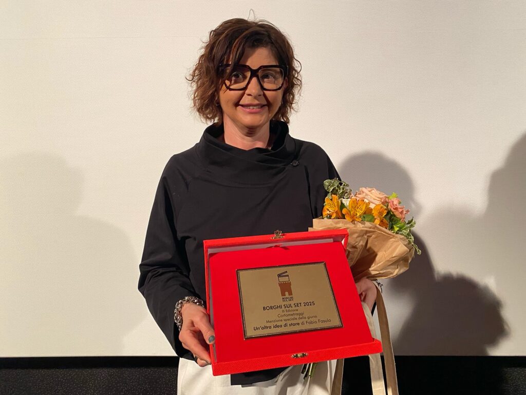 UN’ALTRA IDEA DI STARE, MENZIONE SPECIALE DELLA GIURIA AL FESTIVAL BORGHI SUL SET PER IL DOCUFILM GIRATO A ROSETO CAPO SPULICO