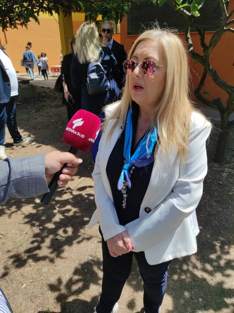 A Taranto le radici della parità si piantano tra i banchi di scuola