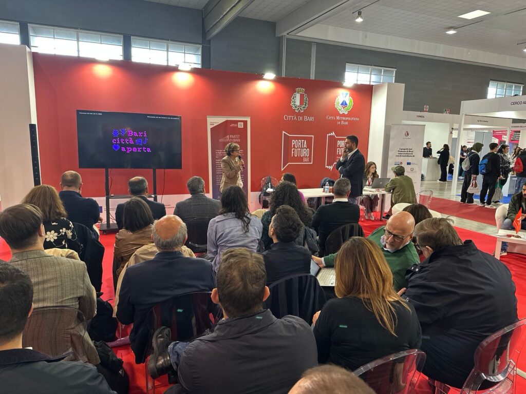 “BARI CITTÀ APERTA”OGGI LA PRESENTAZIONE DEL LABORATORIO DI RICERCA, INNOVAZIONE E CO-PROGETTAZIONE DEL COMUNE DI BARI