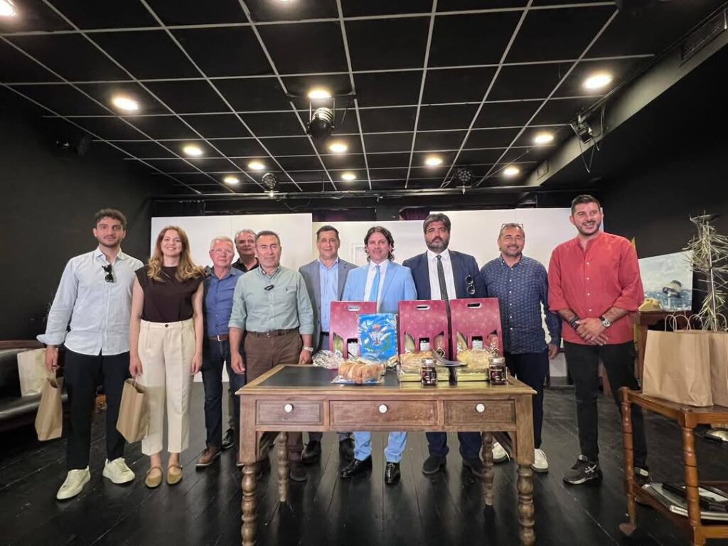 VISITA ISTITUZIONALE DELLA DELEGAZIONE DEL COMUNE DI TURSI NELLA CITTÀ GRECA GEMELLATA DI PARGA.