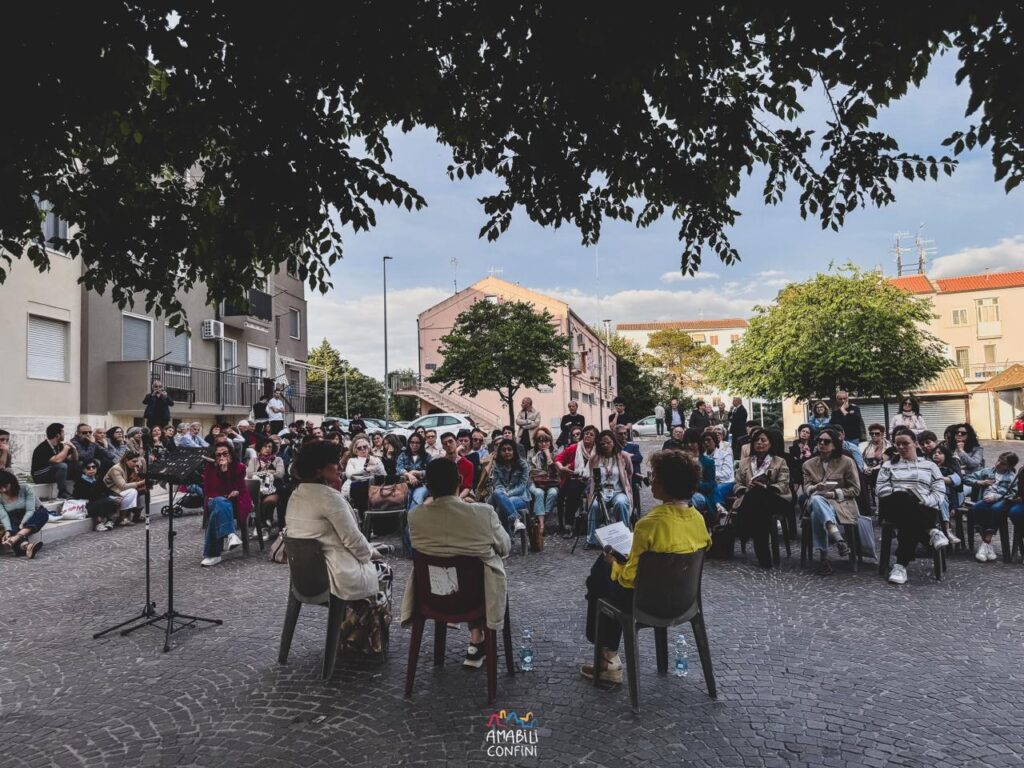 Amabili Confini prosegue il suo viaggio tra i quartieri e nel centro storico di Matera. confini