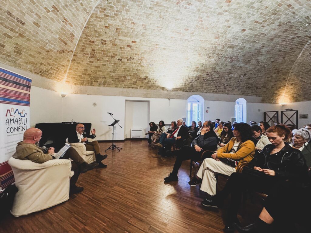 Amabili Confini: incontro a Villa Longo con lo scrittore Giorgio Ghiotti. Matera, giovedì 15 maggio