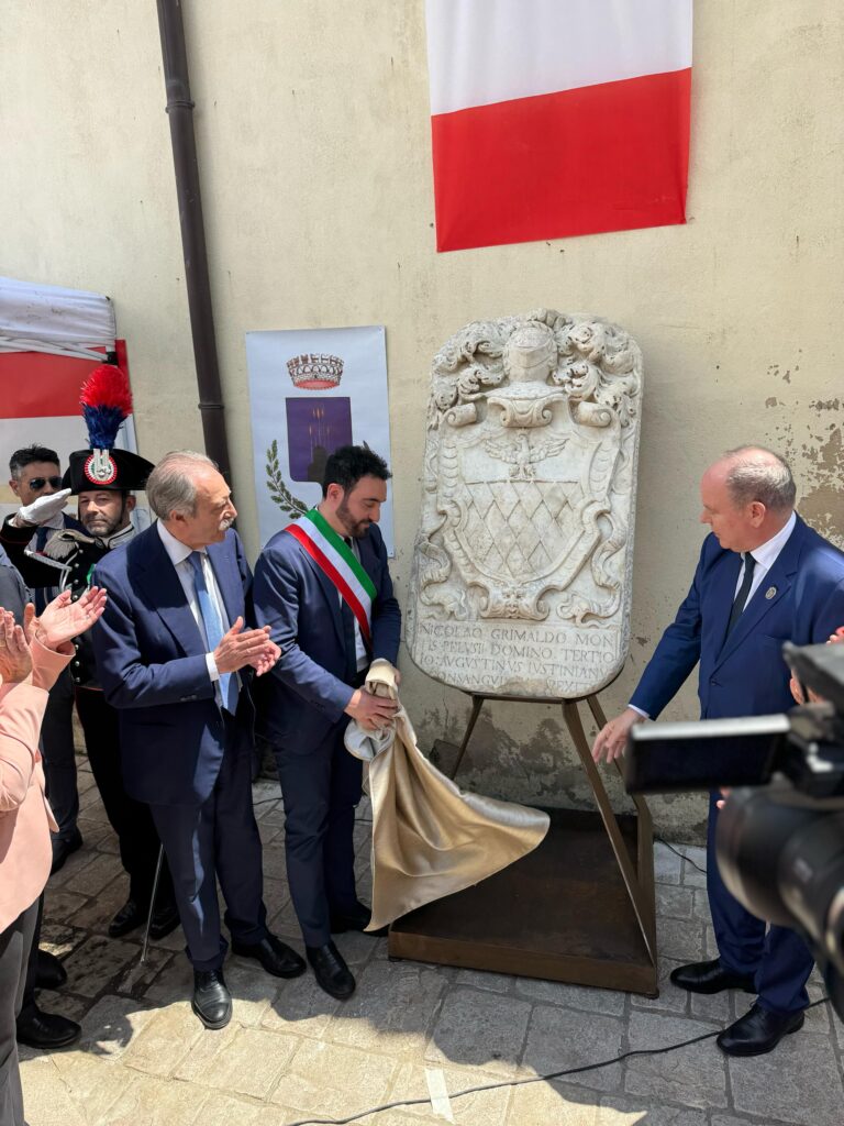 Bardi accoglie il Principe Alberto di Monaco a Irsina principe