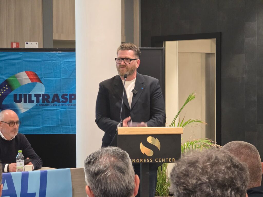 UILPoste denunciano il trasferimento coatto di una lavoratrice: "Atto intimidatorio e ritorsivo. Risponderemo uniti e con forzaUIL Taranto e" taranto