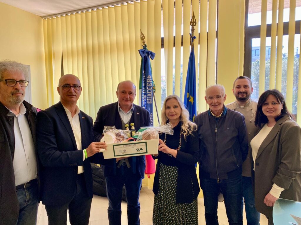 Bari, Progetto FATE: centinaia di studenti pugliesi imparano a conoscere il cibo della salute
