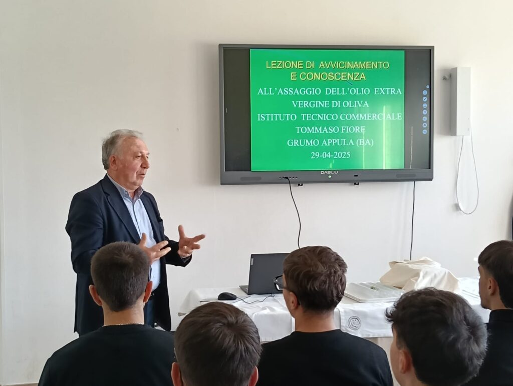 Bari, Progetto FATE: centinaia di studenti pugliesi imparano a conoscere il cibo della salute