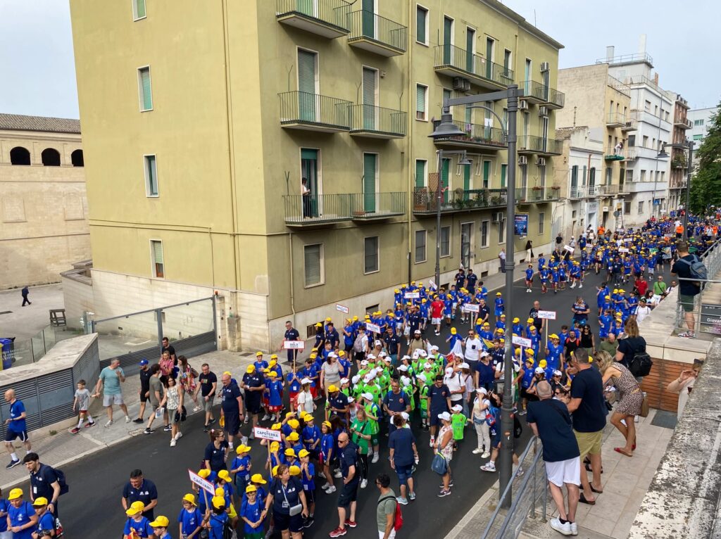 MATERA ACCOGLIE I PICCOLI ATLETI DEL MINIBASKET IN PIAZZA 2025 matera