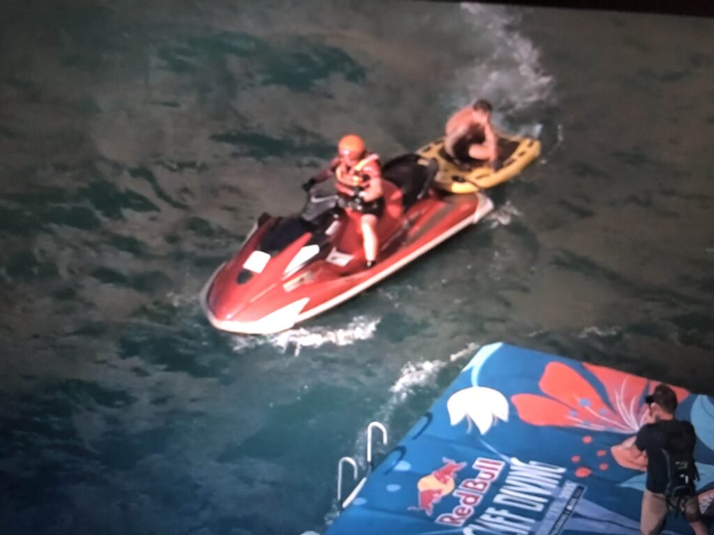 Red Bull-Cliff Diving 2025 : Motonautica Lucana (FISA) partner sicurezza acquatica