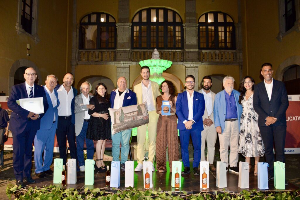 Consegnato a Melfi il Premio Pro Loco Basilicata Italìa alle eccellenze che esaltano la lucanità nel mondo