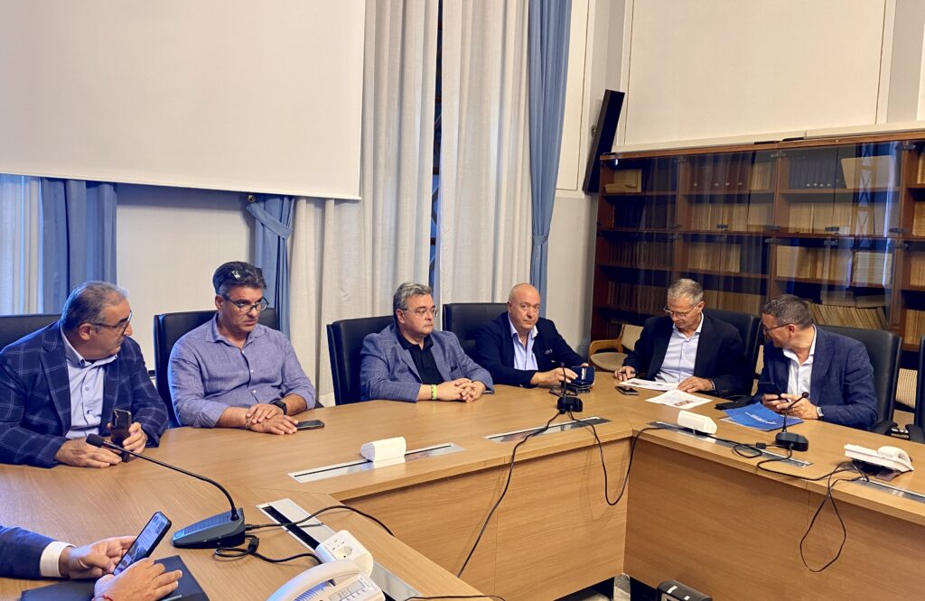 Crisi idrica nel Tarantino, dalla Basilicata novità importanti dopo l’incontro in Prefettura: «Cederemo la nostra acqua alla Puglia»