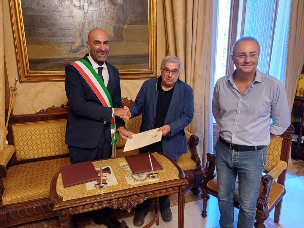 OGGI LA FIRMA DELLA CONVENZIONE TRA IL COMUNE DI BARI E LA PARROCCHIA DI SAN MICHELE ARCANGELO DI PALESE