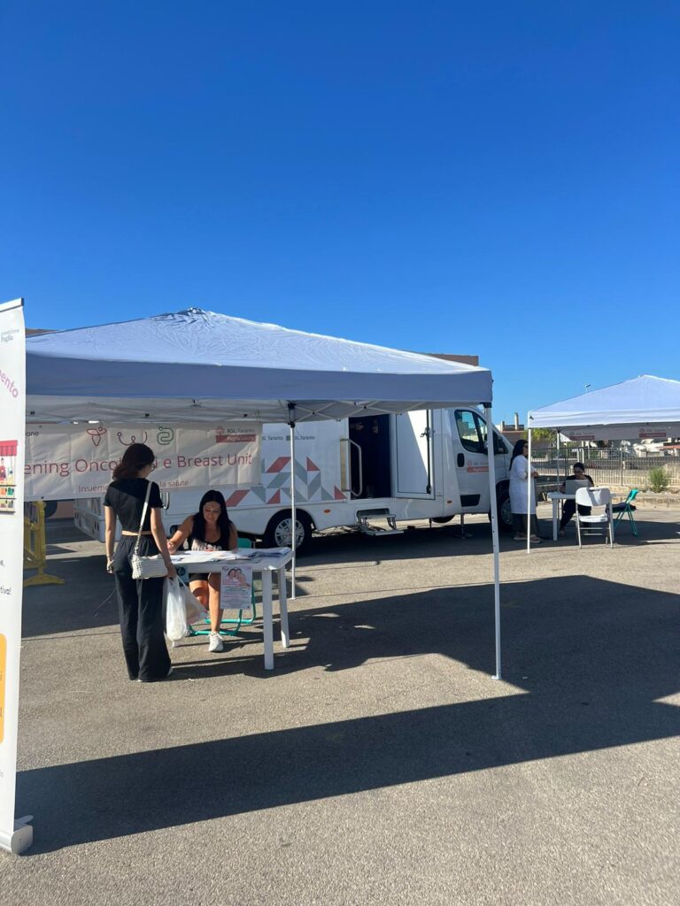 Taranto, 4 settembre 2025 – La prevenzione in movimento: il camper ASL ritorna nei mercati settimanali dei paesi della provincia. Numerosi gli appuntamenti a settembre e ottobre. taranto
